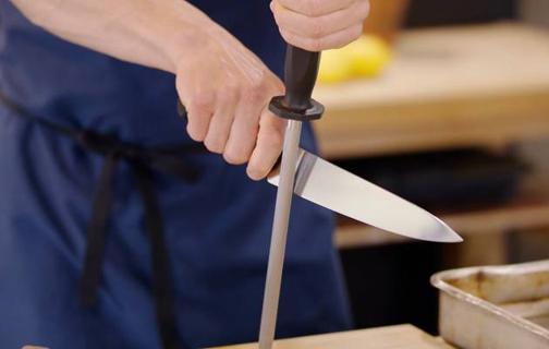 Porady dotyczące konserwacji noża: jak utrzymać nóż w doskonałym stanie