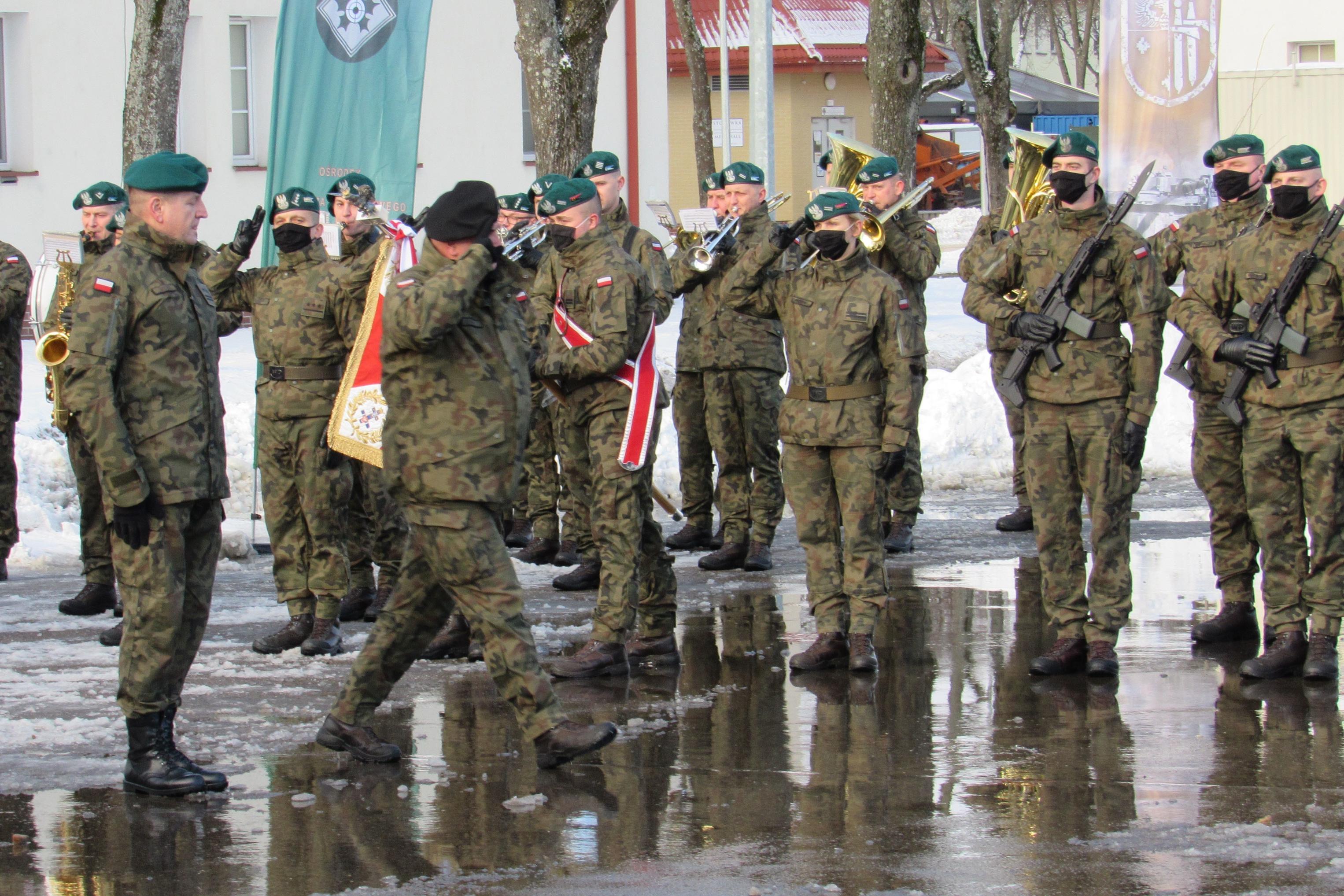 Wpływ polskich dowódców wojskowych na kształtowanie się polskiej armii